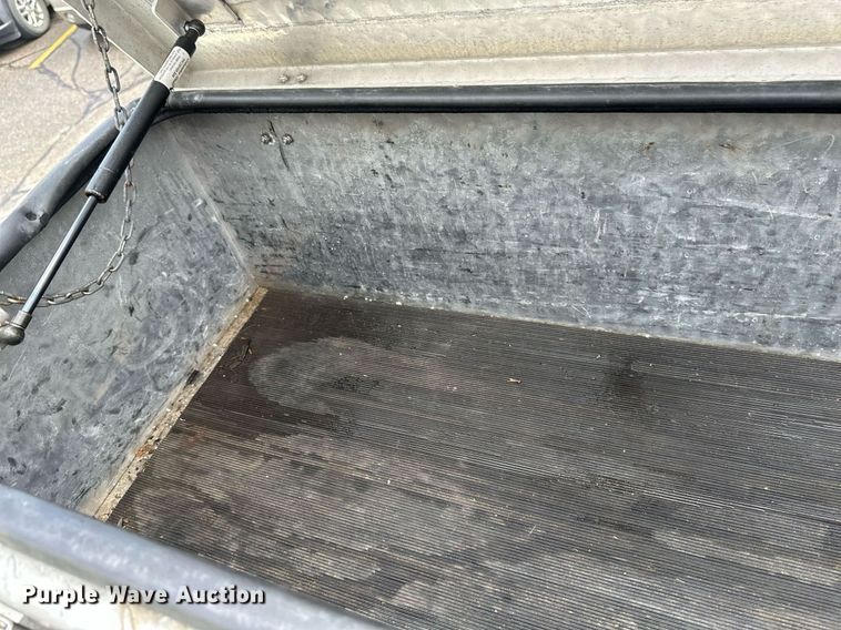 image for item EB2689 2011 International 7400 bucket truck