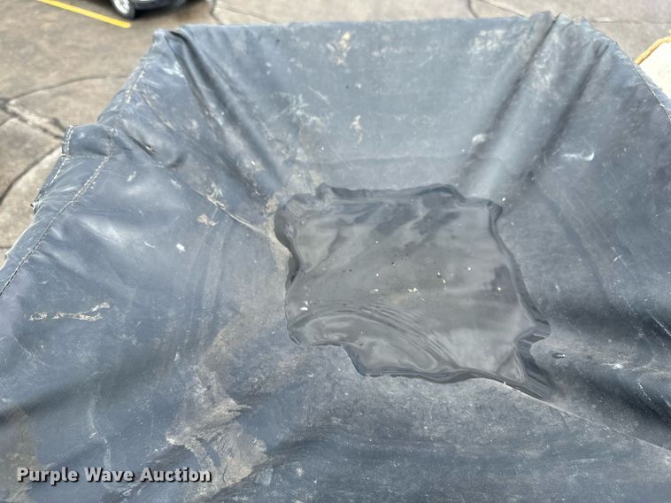 image for item EB2689 2011 International 7400 bucket truck