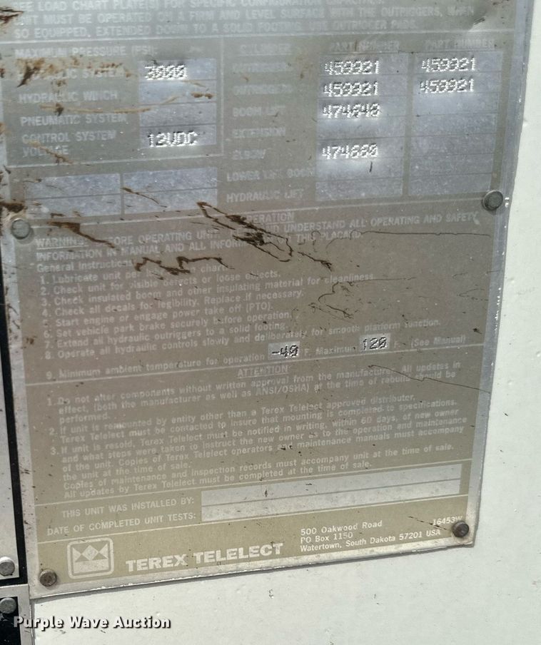 image for item EB2689 2011 International 7400 bucket truck