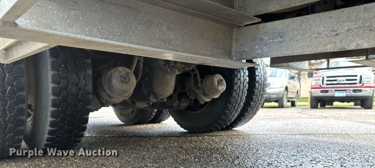 image for item EB2689 2011 International 7400 bucket truck