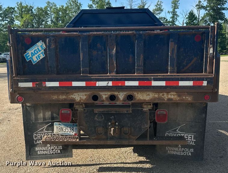 image for item EB2691 2004 Chevrolet C4500 Crew Cab dump truck