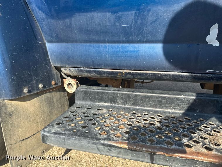 image for item EB2691 2004 Chevrolet C4500 Crew Cab dump truck