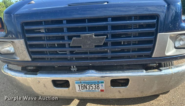 image for item EB2691 2004 Chevrolet C4500 Crew Cab dump truck