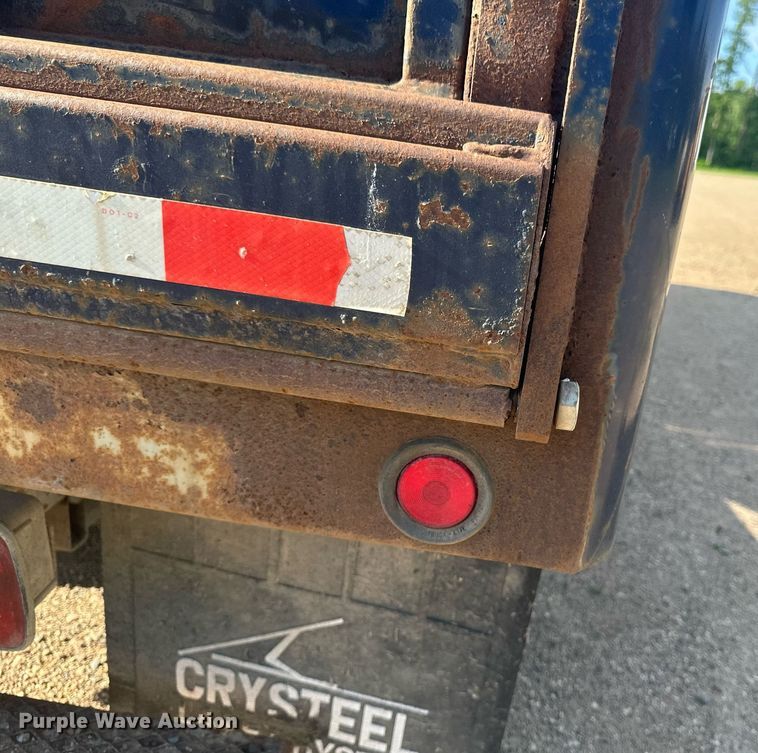 image for item EB2691 2004 Chevrolet C4500 Crew Cab dump truck