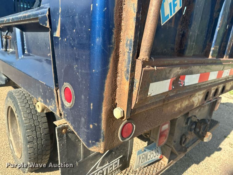 image for item EB2691 2004 Chevrolet C4500 Crew Cab dump truck