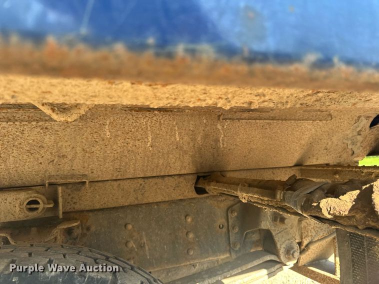 image for item EB2691 2004 Chevrolet C4500 Crew Cab dump truck