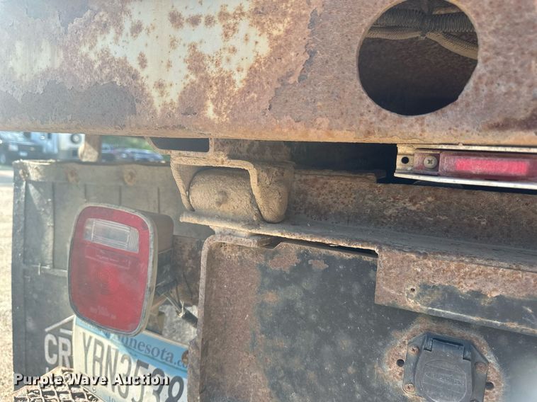 image for item EB2691 2004 Chevrolet C4500 Crew Cab dump truck