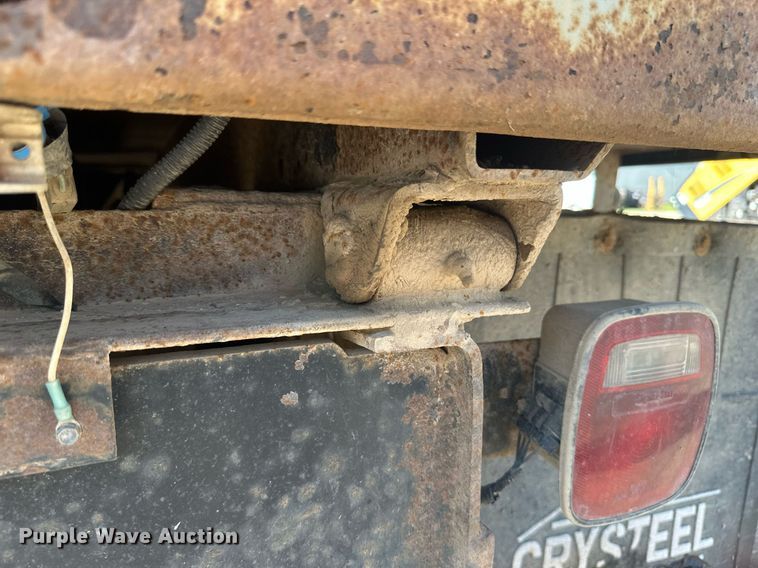 image for item EB2691 2004 Chevrolet C4500 Crew Cab dump truck