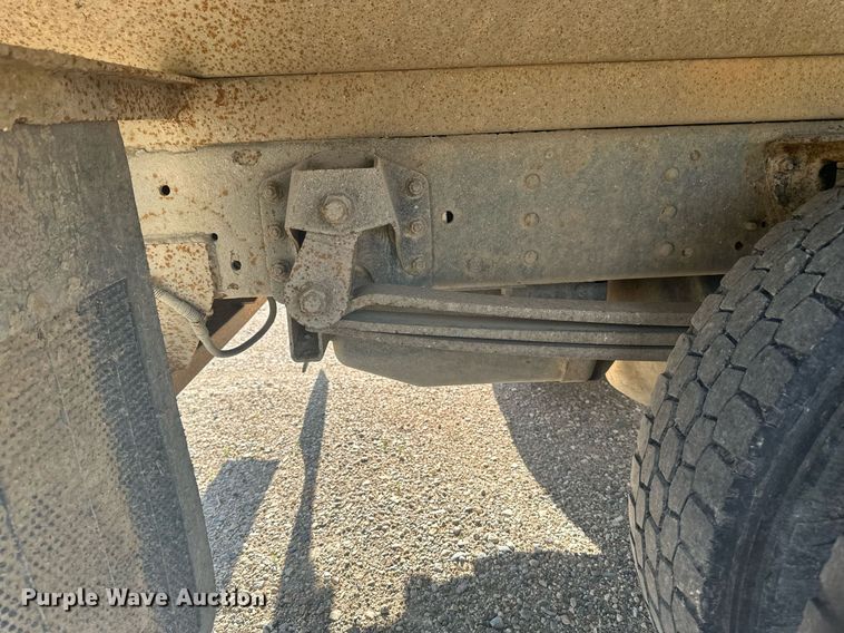 image for item EB2691 2004 Chevrolet C4500 Crew Cab dump truck