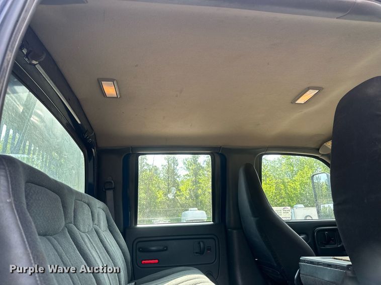 image for item EB2691 2004 Chevrolet C4500 Crew Cab dump truck