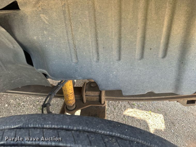 image for item EB2691 2004 Chevrolet C4500 Crew Cab dump truck