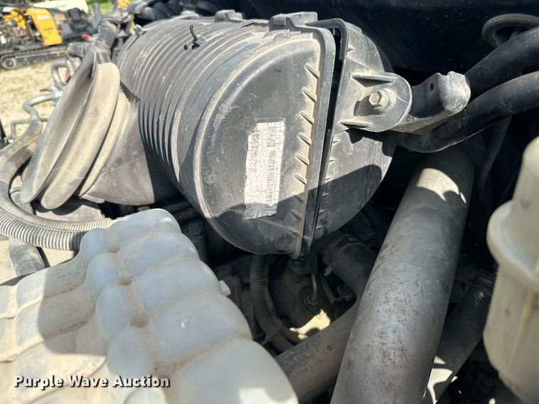 image for item EB2691 2004 Chevrolet C4500 Crew Cab dump truck