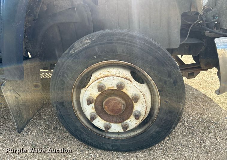 image for item EB2691 2004 Chevrolet C4500 Crew Cab dump truck