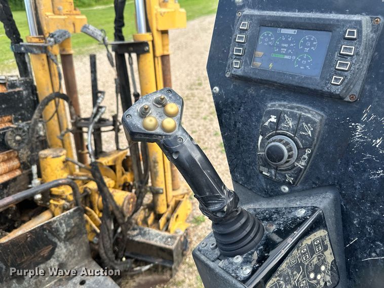 image for item EB2692 2019 Vermeer D20x22 III directional boring unit