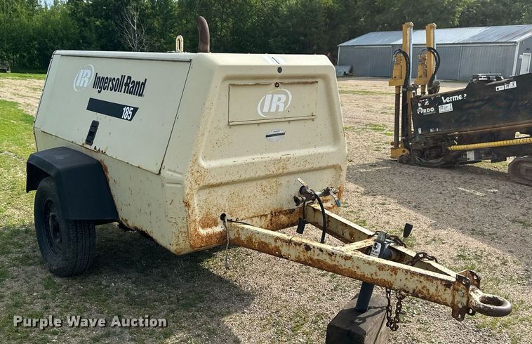 image for item EB2693 1994 Ingersoll Rand 185 air compressor