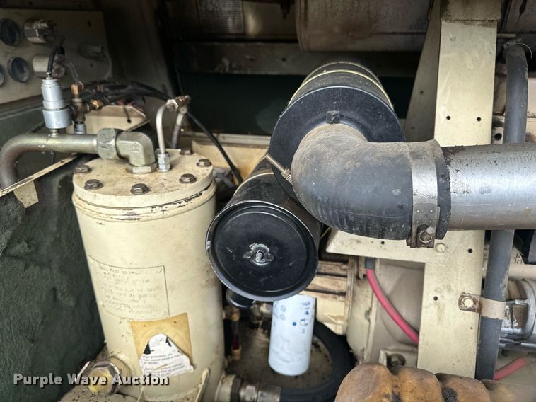 image for item EB2693 1994 Ingersoll Rand 185 air compressor