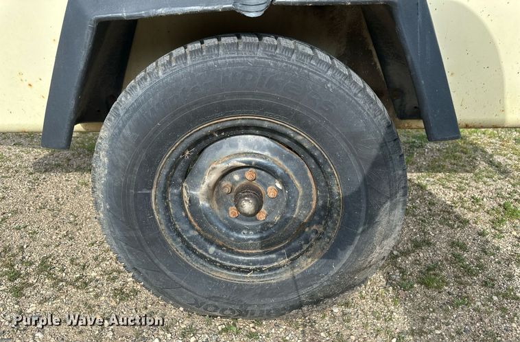 image for item EB2693 1994 Ingersoll Rand 185 air compressor