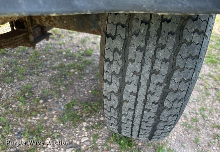 image for item EB2693 1994 Ingersoll Rand 185 air compressor