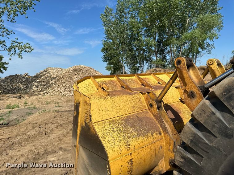 image for item EB2699 1972 Caterpillar 980B wheel loader