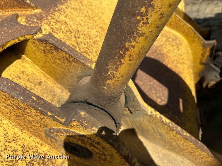 image for item EB2699 1972 Caterpillar 980B wheel loader