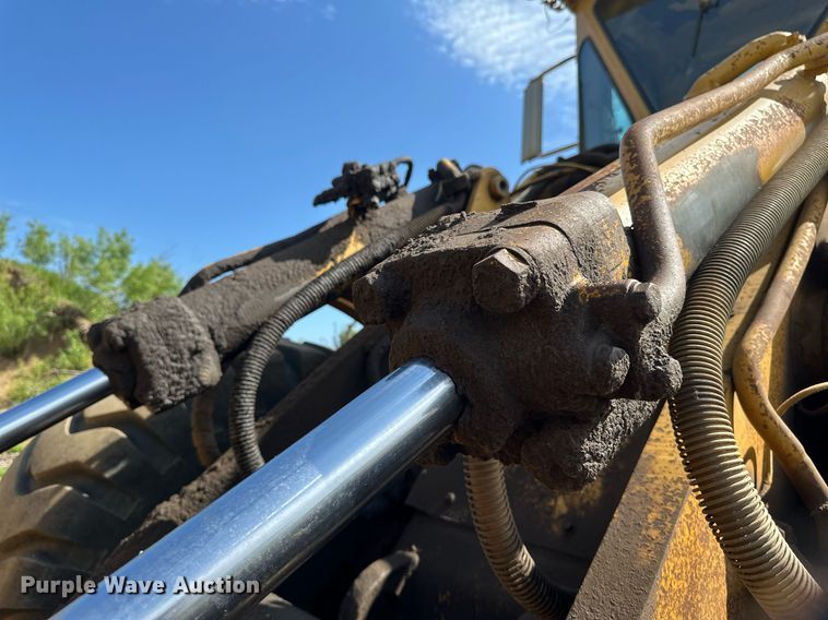 image for item EB2699 1972 Caterpillar 980B wheel loader