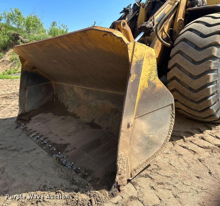 image for item EB2699 1972 Caterpillar 980B wheel loader
