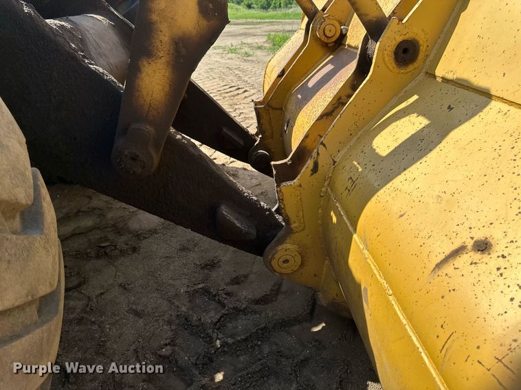 image for item EB2699 1972 Caterpillar 980B wheel loader