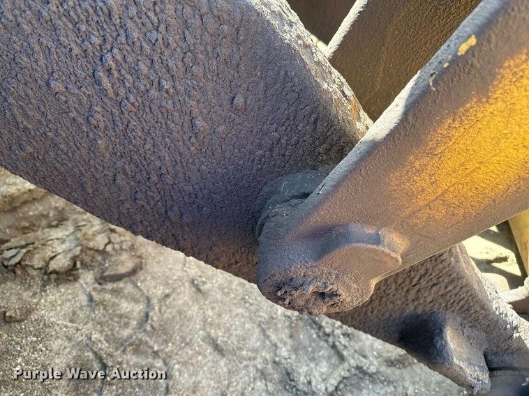 image for item EB2699 1972 Caterpillar 980B wheel loader