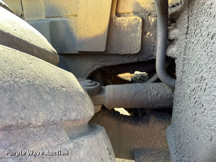 image for item EB2699 1972 Caterpillar 980B wheel loader