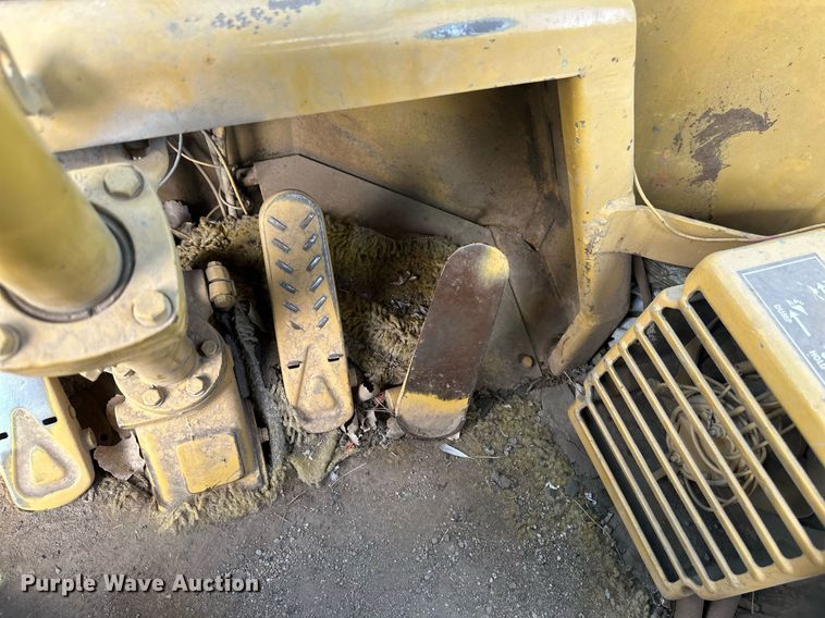image for item EB2699 1972 Caterpillar 980B wheel loader