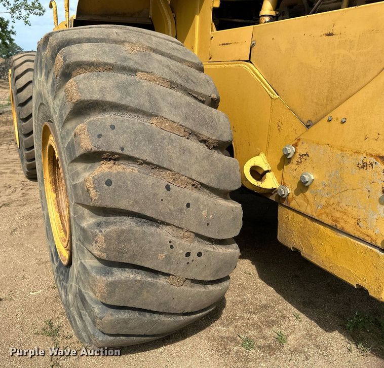 image for item EB2699 1972 Caterpillar 980B wheel loader