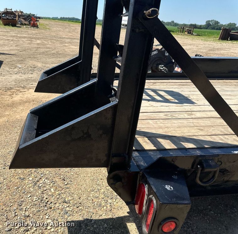 image for item EB2707 2007 Big Tow equipment trailer
