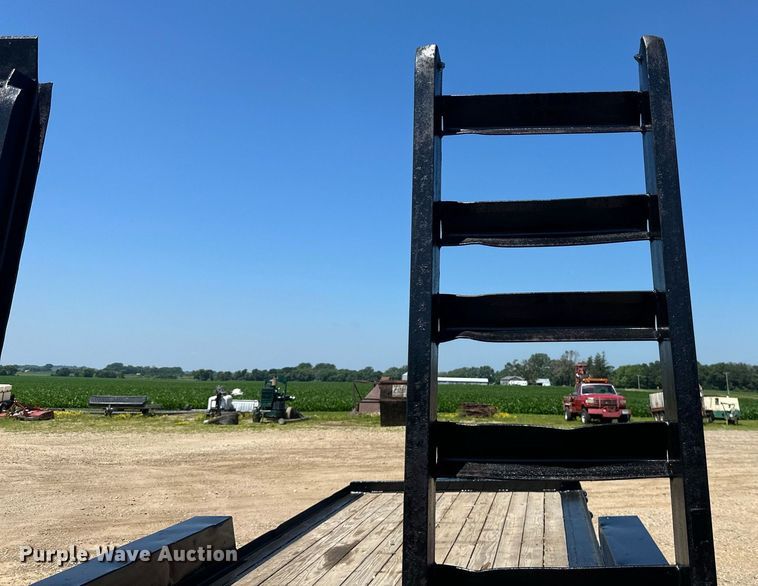 image for item EB2707 2007 Big Tow equipment trailer