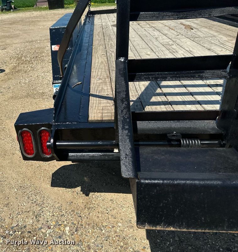 image for item EB2707 2007 Big Tow equipment trailer