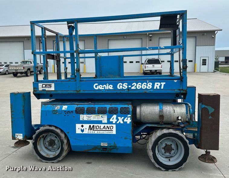 image for item EB2716 2006 Genie GS2668 RT scissor lift