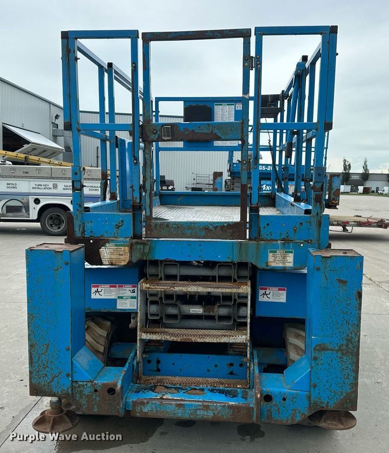 image for item EB2716 2006 Genie GS2668 RT scissor lift
