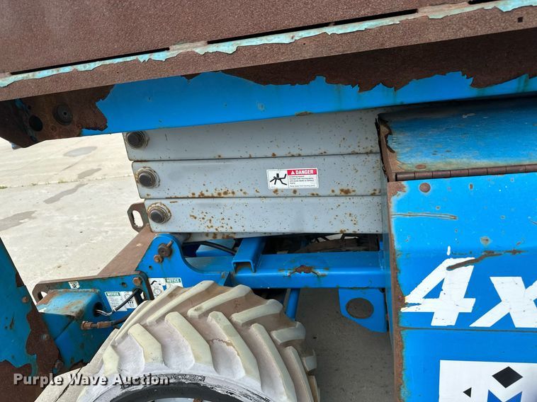 image for item EB2716 2006 Genie GS2668 RT scissor lift