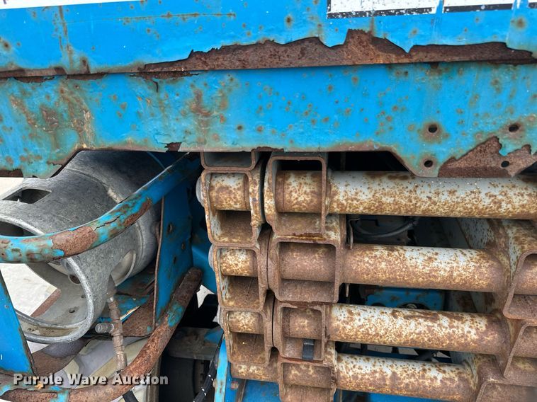 image for item EB2716 2006 Genie GS2668 RT scissor lift