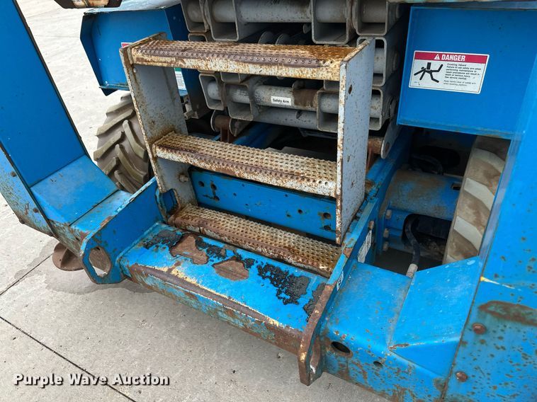 image for item EB2716 2006 Genie GS2668 RT scissor lift