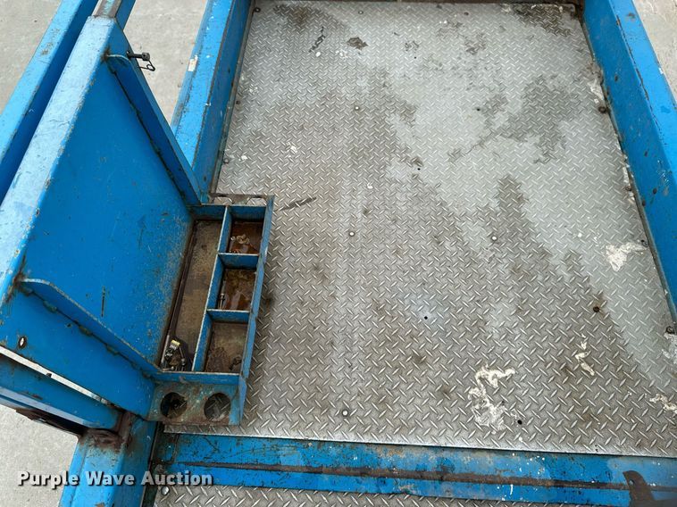 image for item EB2716 2006 Genie GS2668 RT scissor lift