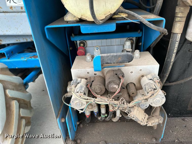 image for item EB2716 2006 Genie GS2668 RT scissor lift