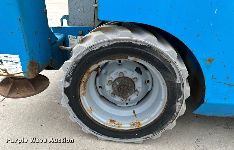 image for item EB2716 2006 Genie GS2668 RT scissor lift