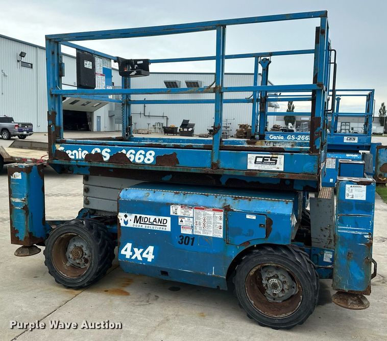 image for item EB2717 2006 Genie GS-2668 scissor lift