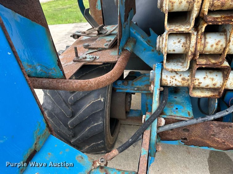 image for item EB2717 2006 Genie GS-2668 scissor lift