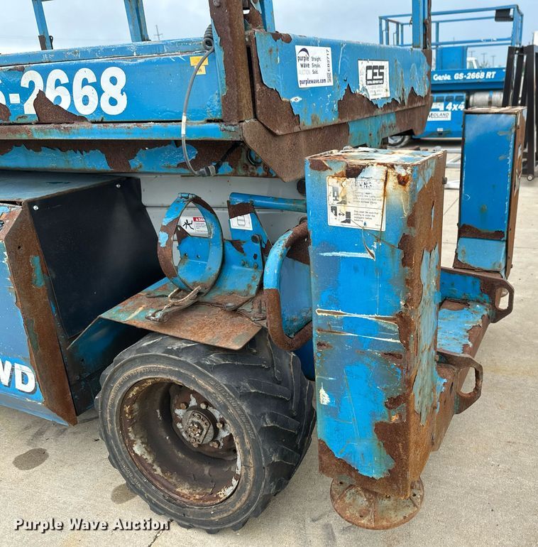 image for item EB2717 2006 Genie GS-2668 scissor lift