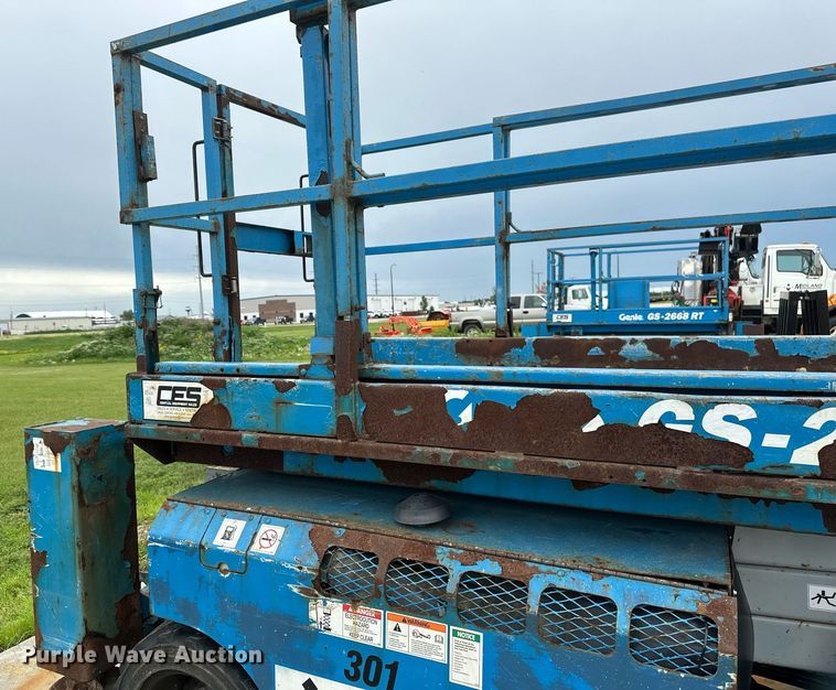 image for item EB2717 2006 Genie GS-2668 scissor lift