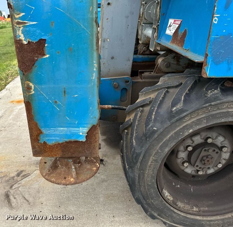 image for item EB2717 2006 Genie GS-2668 scissor lift