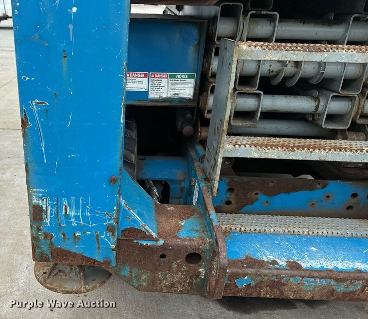 image for item EB2717 2006 Genie GS-2668 scissor lift