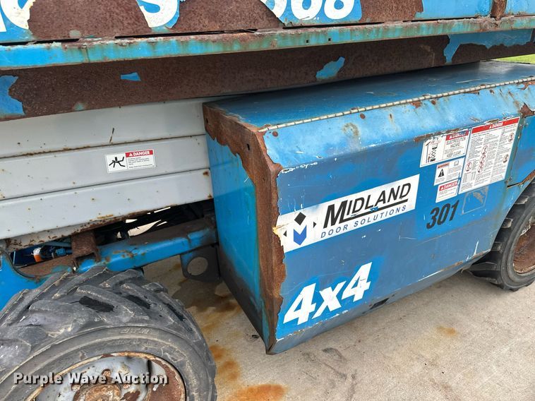 image for item EB2717 2006 Genie GS-2668 scissor lift