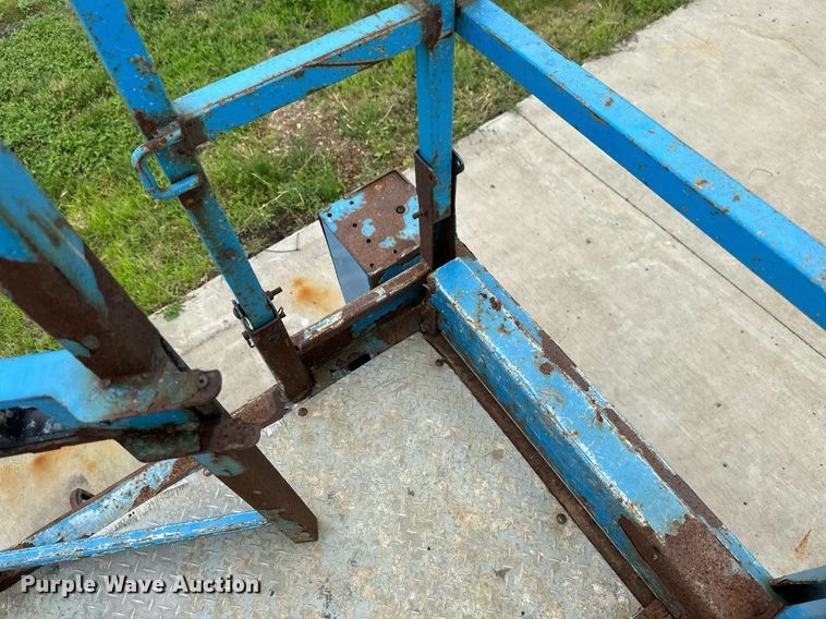 image for item EB2717 2006 Genie GS-2668 scissor lift